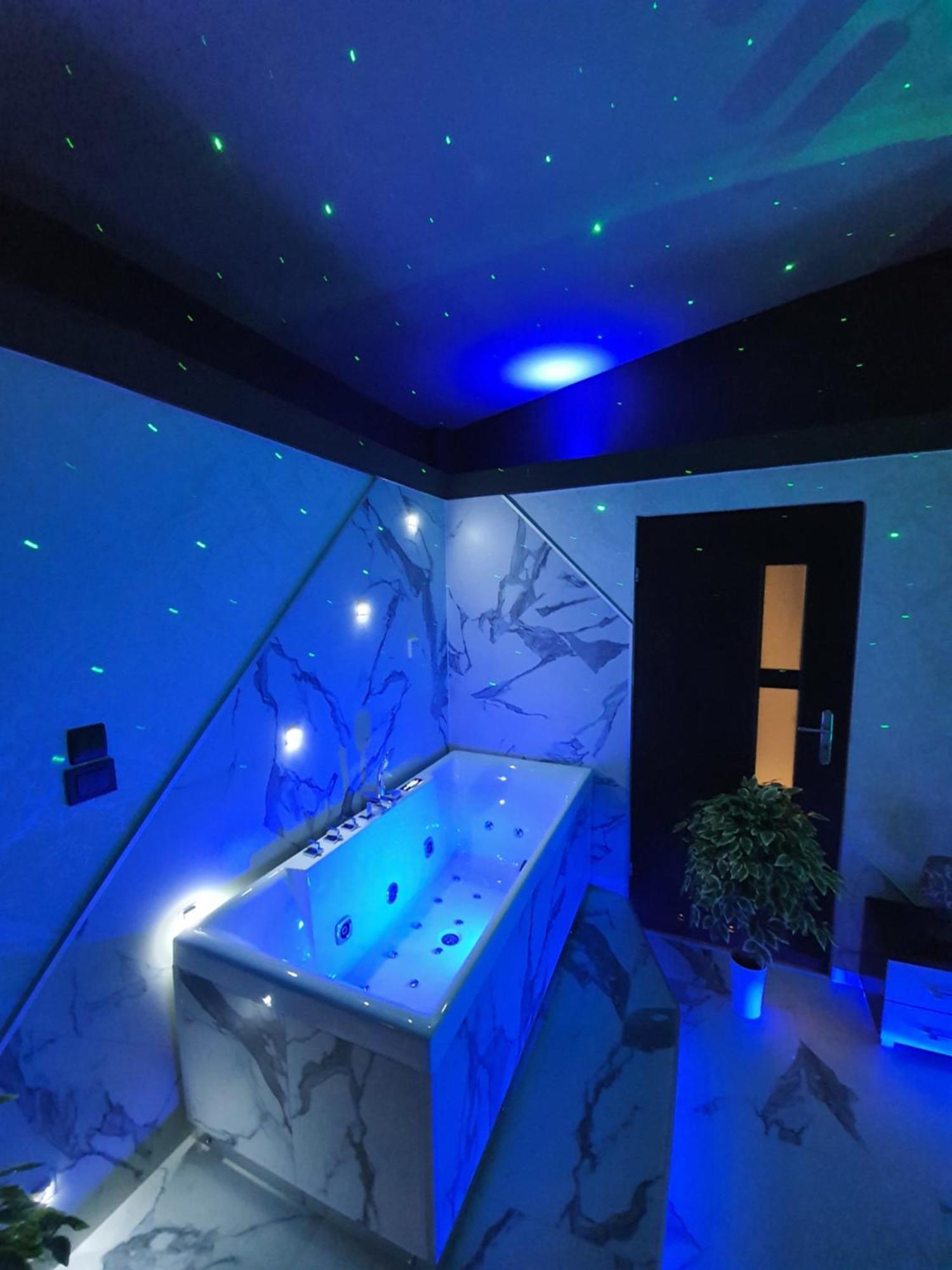 Apartament Z Jacuzzi Krakow Rynek الغرفة الصورة